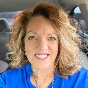 Meet your Posher, Cathy